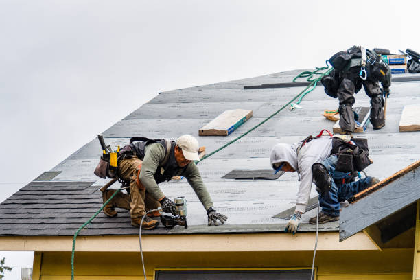 Professional Gutter Installation technician working in Beatty, OR